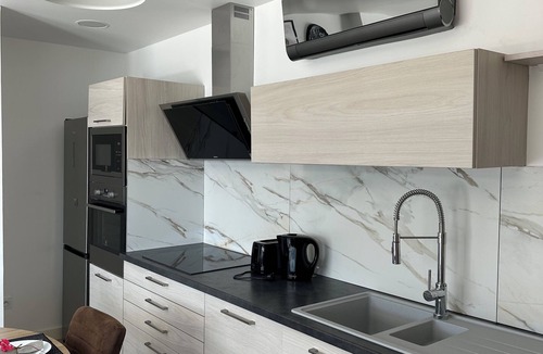 Saint-Vallier Apartment | Escapade au Bord du Rhone