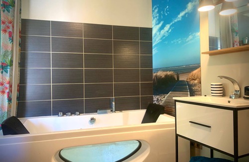 Saint-Clair-de-la-Tour House | ESPACE ATYPIQUE DETENTE BIEN-ETRE