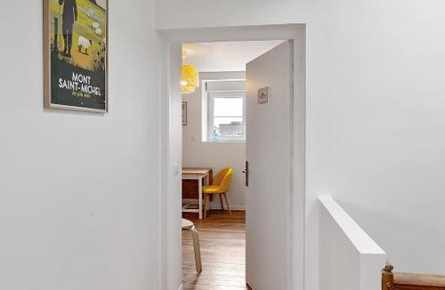 Pontorson Apartment | Esprit cabane en bord de mer !