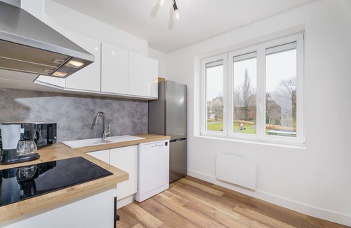 Le Creusot Apartment | Evasion Paisible - Proche parcs