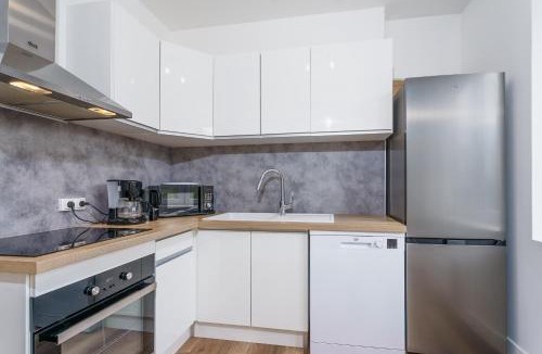 Le Creusot Apartment | Evasion Paisible - Proche parcs