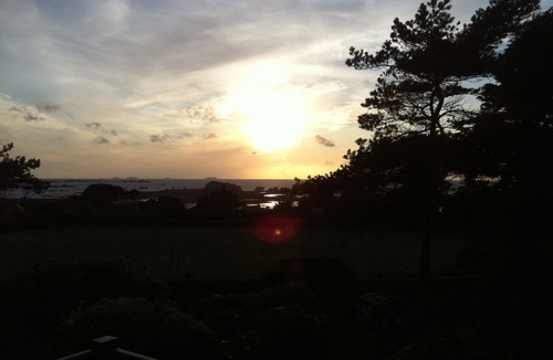 Plougrescant House | Exceptional family home with sea view, sleeps 9/10. Pink granite coast