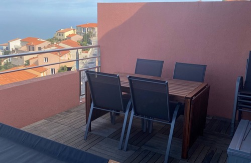 Cerbere Apartment | Exceptional sea view apartment