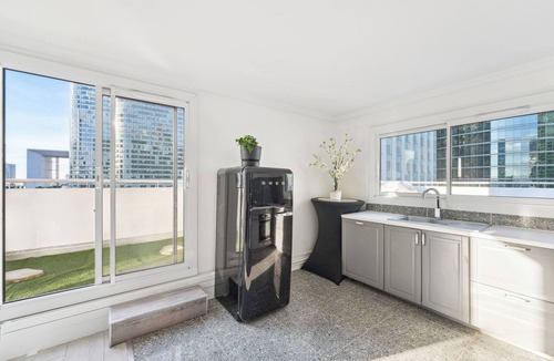 Gambetta Apartment | Exceptional terrace apt - La Défense - Bail Mob