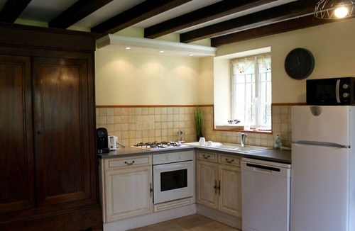 Saint-Berain-sous-Sanvignes House | für 6 Pers. mit eigenem Teich by Interhome
