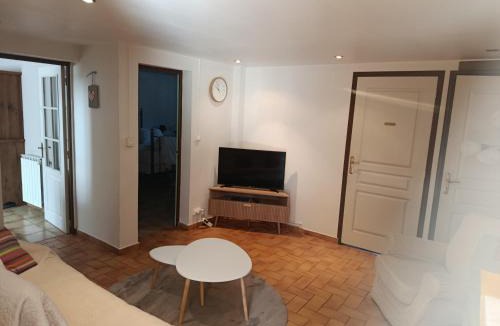 Arles-sur-Tech Apartment | F2 classé 3 étoiles vue montagne, extérieur clos