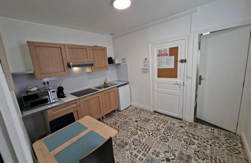 Montlucon Apartment | F2 cosy 4 personne proche centre et confort