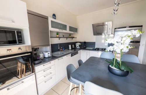 Nevers Apartment | F3 lumineux Terrace, BBQ