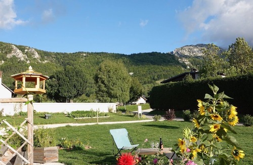 Lans-en-Vercors Ski Chalet | Facing south, garden, exceptional view, super equipped. Ideal for 2 families