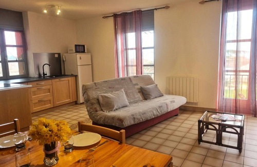Saint-Andre-dʼApchon Cottage | Family cottage in the heart of Côte Roannaise - Pets allowed
