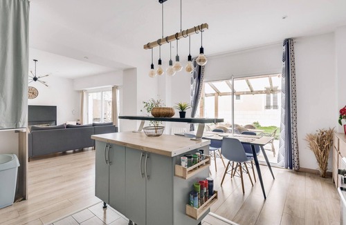 Esbly House | Family-friendly vacation home for your explorations in and around Paris.