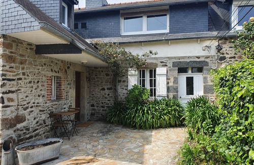 Binic House | Family home, 5 minutes from the beach
