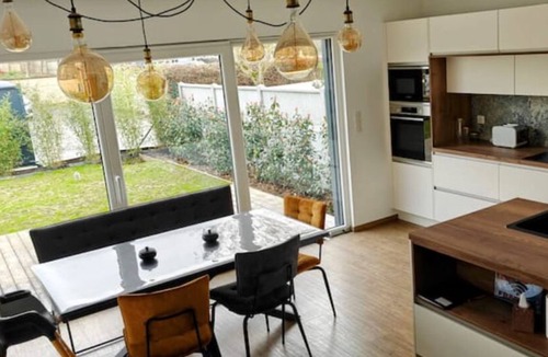 Conde-Sainte-Libiaire House | Family home near Disney