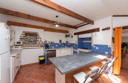 Bannalec House | Family Home for 10 Guests