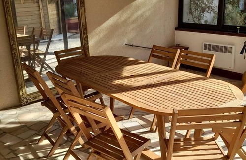 Saint-Gaultier Cottage | Family Home with Private Pool, Wood Stove, A/C & Parking - Central Saint-Gaultier