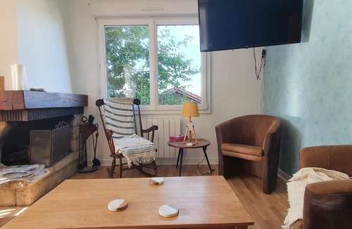 Trevou-Treguignec House | family house with garden near the sea