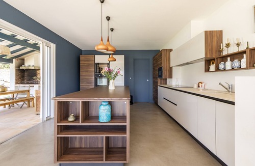Guethary House | Family villa with pool, walking distance to the beach