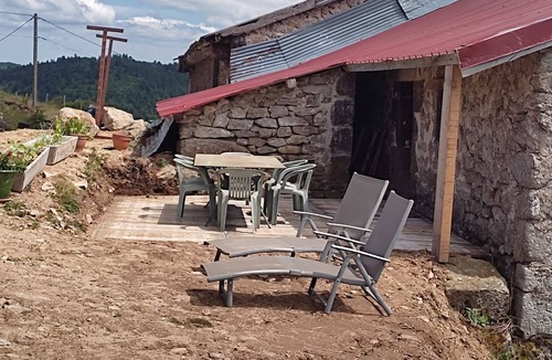 Mazan-l'Abbaye House | Farm cottage in the middle of the property for total relaxation