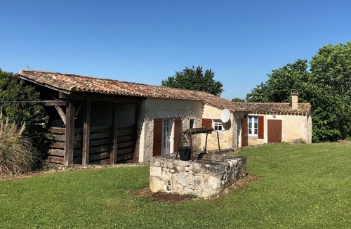 Boudy-de-Beauregard House | Farmhouse with two Gites and private pool, ideal for family groups