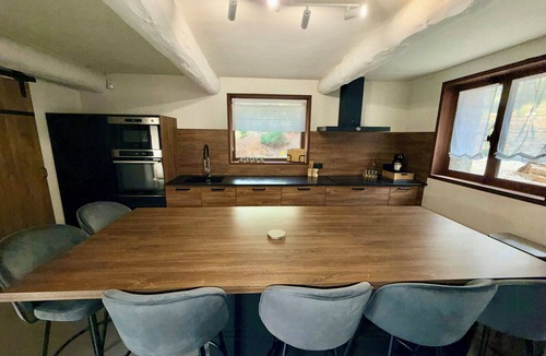 Espira de l'Agly House | Farmhouse with cathedral lounge and sauna in pines