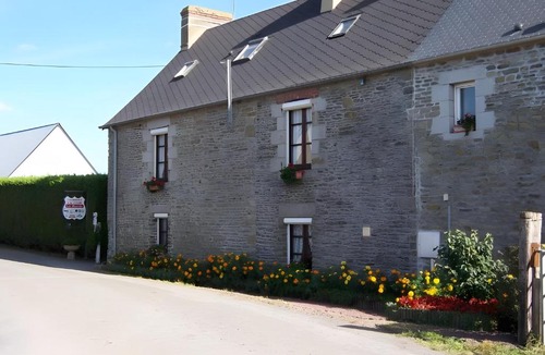 Courtils Bed & Breakfast | Ferme De La Ruette-Chambres d'hôtes