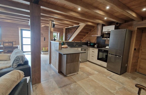 Besse-et-Saint-Anastaise House | Ferme Auvergnate en Plein Cœur du Massif du Sancy