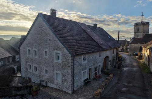 Chatillon Villa | Ferme rénovée dans la région des lacs du Jura