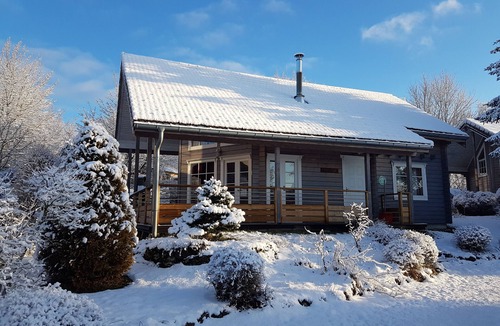 Chaux-des-Crotenay Ski Chalet | .finnish chalet with sauna entrance to haut jura nature park, open countryside