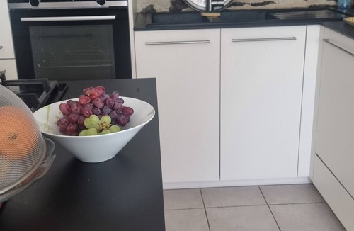 Plerin House | Fisherman's cottage 10-minute walk to the sea, 10 restaurants nearby