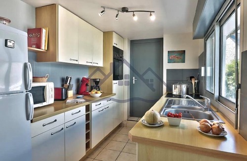 Guilvinec House | Fisherman's house a stone's throw from the sea