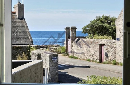 Guilvinec House | Fisherman's house a stone's throw from the sea