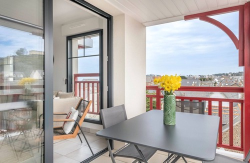 Pleneuf-Val-Andre Apartment | Flat for 6, Pléneuf Val André beach