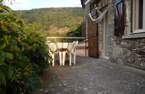 Saint-Andre-de-Lancize Apartment | Flat "Saint Andre de Lancize" with terrace