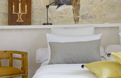 Montcuq House | Fortified house, rooms, calm and view in the Quercy Blanc