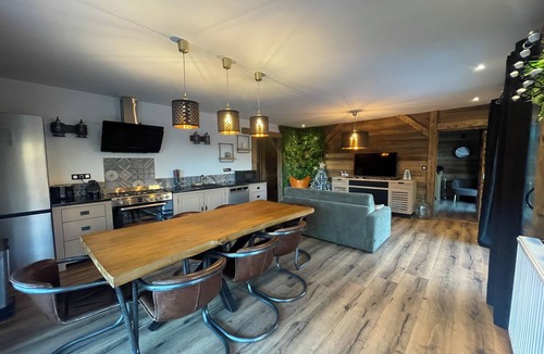 Pont-de-Montvert-Sud-Mont-Lozere Villa | Cosy gîte in the Cévennes Natural Park