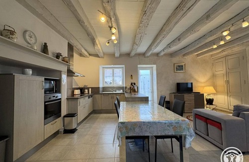 Rouffignac-Saint-Cernin-de-Reilhac Cottage | Charming stone cottage for 4 with wifi and parking in the Black Périgord