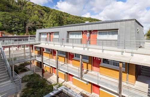 Roz-sur-Couesnon Apartment | Twin Room Near Mont-Saint-Michel