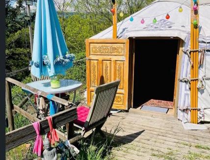 Saint-Jean-Saint-Maurice-sur-Loire Other | Yourte en bord Loire avec plage privée