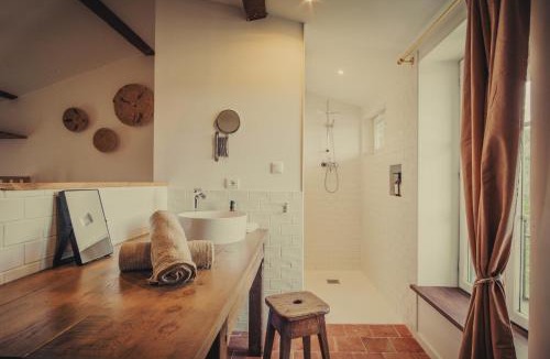 Saint-Jean-Saint-Maurice-sur-Loire Apartment | La petite maison des Pittoresques