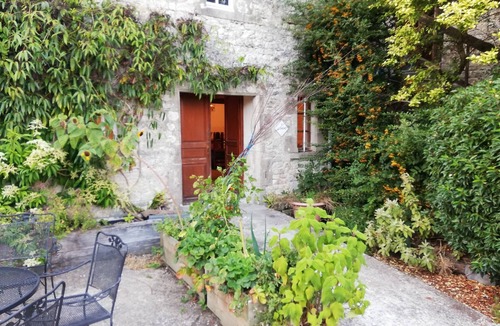 Saint-Come-du-Mont House | Frene - Chateau Bellenau holiday accomodation