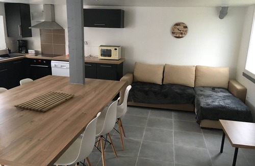 Henanbihen House | 🏖️ Friendly house 15 min from beaches, ideal for families & friends