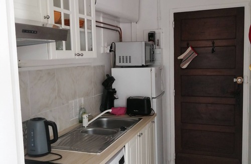 Guethary Apartment | Furnished studio Guéthary (basque coast)30m2-center village and beaches on foot *2023