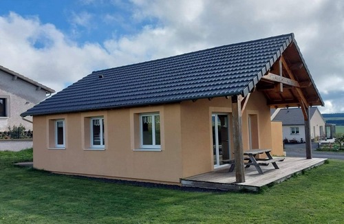 Saint-Front House | furnished tourist accommodation Les Hirondelles