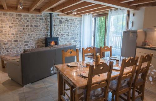 Albaret-Sainte-Marie House | Gîte à albaret