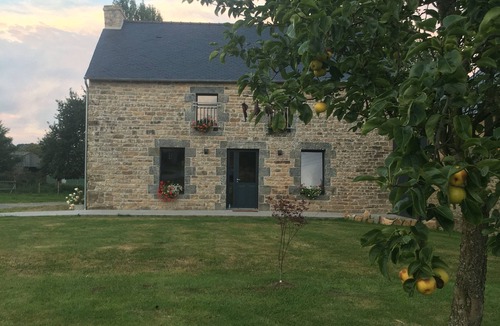 Laurenan House | Gîte à la Ferme, au Coeur du Mené
