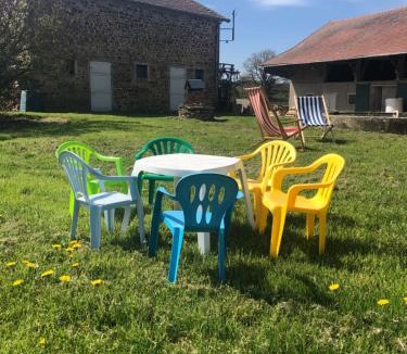 Preveranges House | Gîte à la ferme chaleureux avec cheminée