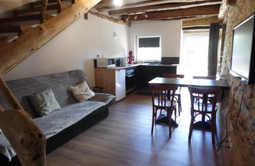 Pleine-Fougeres House | Gîte à la ferme en pleine nature
