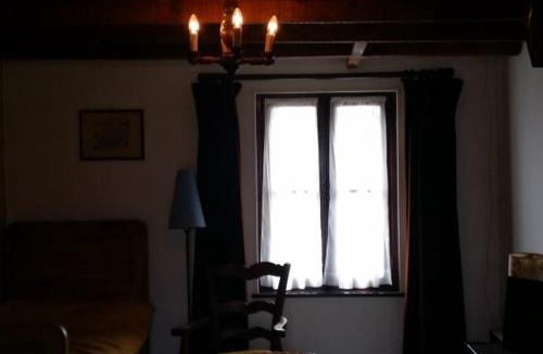 Asnieres sur Vegre House | Gîte Asnières-sur-Vègre, 2 pièces, 2 personnes - FR-1-410-148