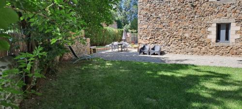 Saint-Maurice-de-Lignon House | Gîte atypique de Maubourg, de une à 8 personnes, proche départ passerelle