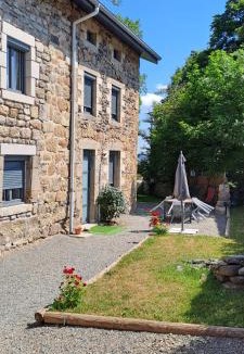 Saint-Maurice-de-Lignon House | Gîte atypique de Maubourg, de une à 8 personnes, proche départ passerelle